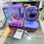 مروحة مكتبية لاسلكية قابلة للشحن (Desktop Fan F10) مع إضاءة LED مدمجة.