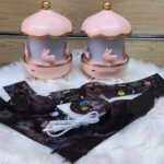 مصباح وجهاز بروجيكتور الإضاءة الدوار ثلاثي الأبعاد للأطفال - تصميم الكاروسيل والأرانب (Cute Rabbit Carousel 3D Rotating Starry Sky Projector Night Light).