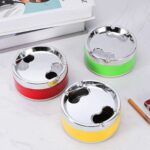منفضة سجائر دائرية مقاومة للرياح مع غطاء دوار (Windproof Rotating Ashtray).