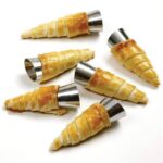 ⁦قوالب صنع مخاريط العجين والحلويات من الستانلس ستيل (Stainless Steel Cream Horn / Pastry Molds).⁩ - الصورة ⁦2⁩