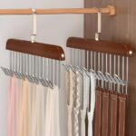 شماعة متعددة الخطافات للروابط، الأحزمة، والايفات (Multi-Hook Tie, Belt, and Scarf Hanger).