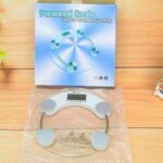 ميزان وزن شخصي زجاجي رقمي (Digital Glass Personal Scale).