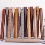 ورق جدران أو لاصق أثاث بنقشة الخشب (Wood Grain Wallpaper / Self-Adhesive Wood Contact Paper).