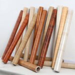 ورق جدران أو لاصق أثاث بتصميم الخشب الطبيعي (Wood Grain Self-Adhesive Wallpaper / Contact Paper).