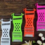 مقشرة ومبشرة متعددة الوظائف لخضروات وفواكه (Multi-function Vegetable & Fruit Peeler / Grater).