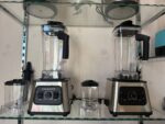خلاط كهربائي ثقيل متعدد الاستخدامات مع مطحنة / وعاء إضافي (Heavy-Duty Commercial/Home Blender with Grinder Jar).