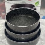 طقم صواني فرن دائرية عميقة مانعة للالتصاق - ماركة تِيما (3 قطع) (TEMA 3-Piece Non-Stick Round Deep Oven Trays / Pans Set).