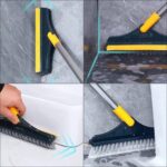 ممسحة وفرشاة تنظيف الأرضيات والجدران ثنائية الوظائف (2-in-1 Floor Scrubber and Squeegee Brush).